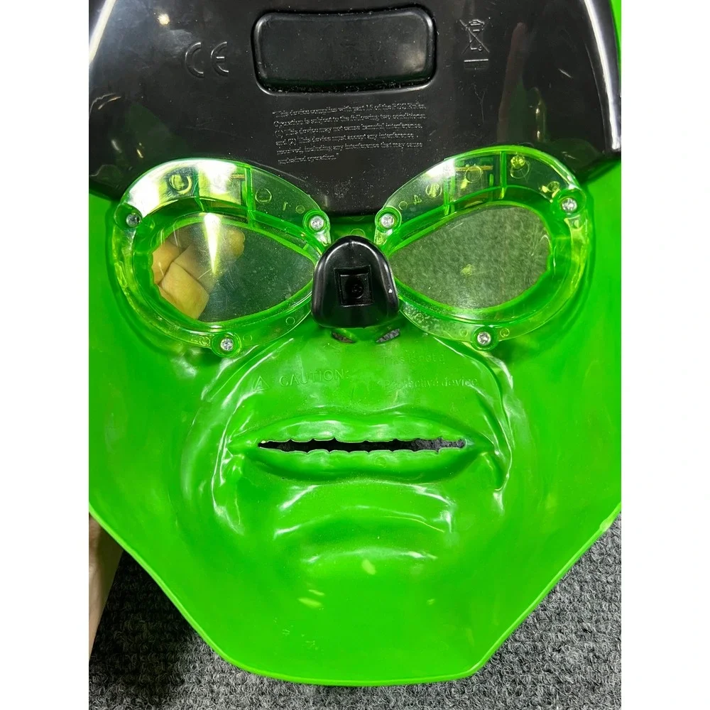 Hasbro Marvel Incredible Hulk Light‎ Up Mask 2008 Avengers